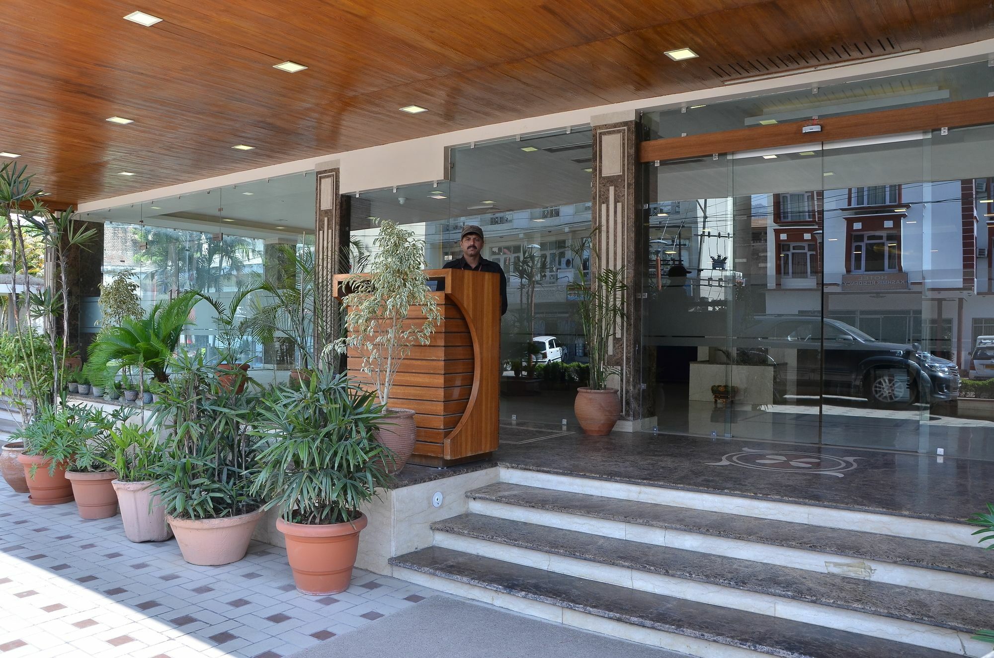Best Western Swing High Katra Katra  Buitenkant foto